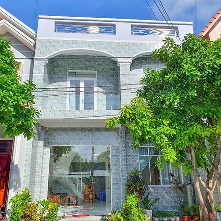 Muoi Homestay Chi Khu Co Ong Exterior photo