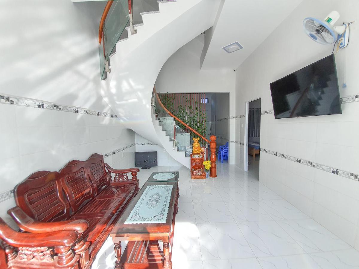 Muoi Homestay Chi Khu Co Ong Exterior photo