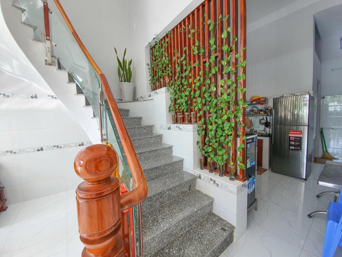 Muoi Homestay Chi Khu Co Ong Exterior photo